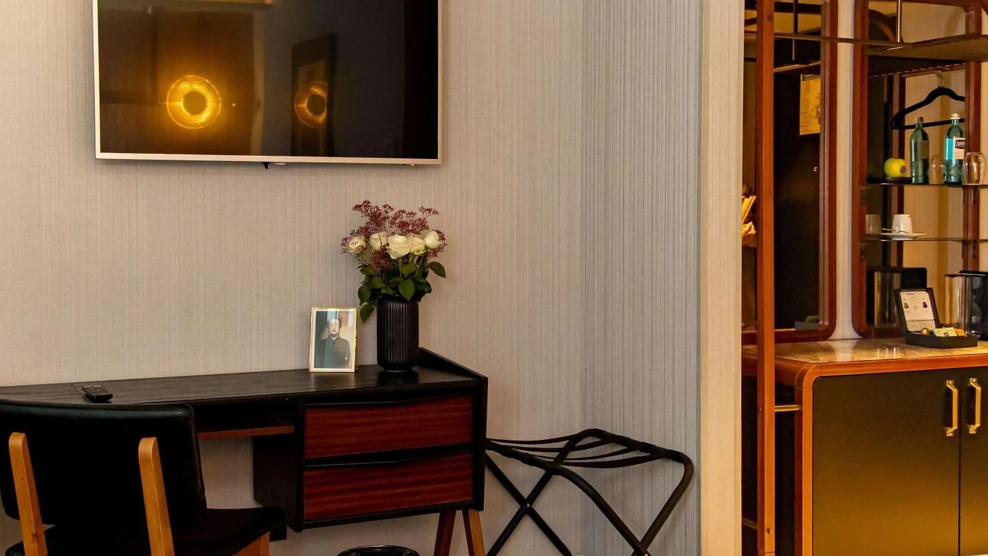 Muze Hotel Dusseldorf - Handwritten Collection 4*,