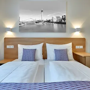 Hotel Mcdreams Duesseldorf-city